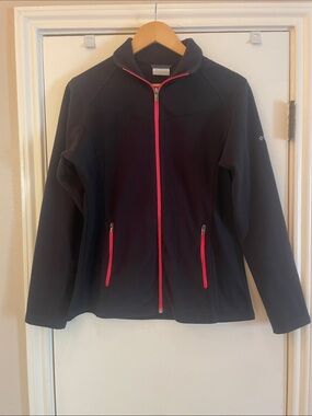 Columbia Women's Black Softshell Jacket with Pink Zippers